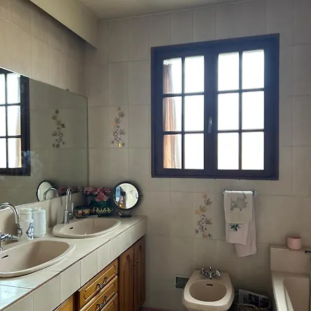 Lumineux Sud - Proches Commodites Guest house Perpignan