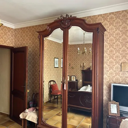 Lumineux Sud - Proches Commodites Guest house *